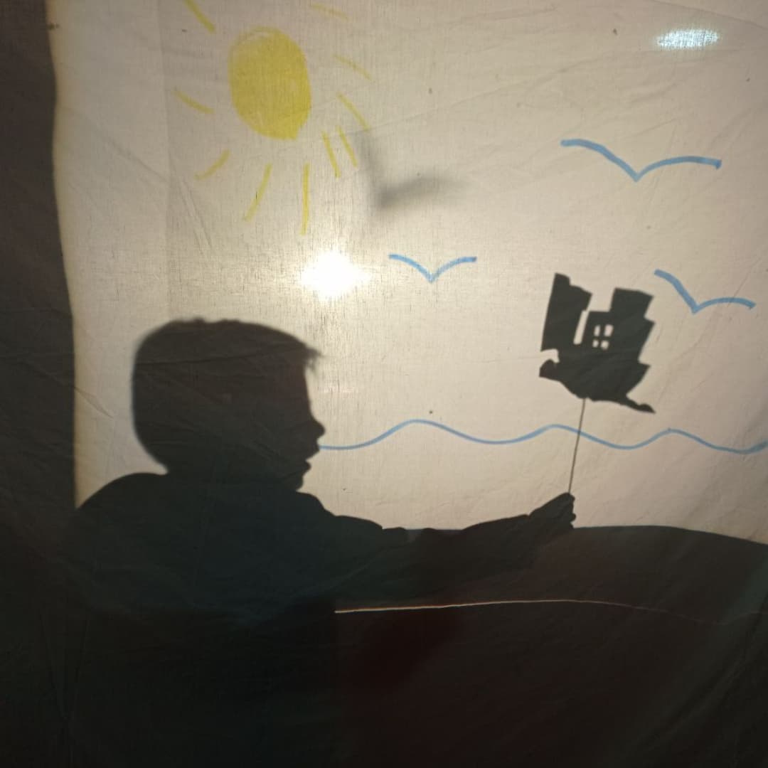 Un cierre con gratitud y corazón titiritero